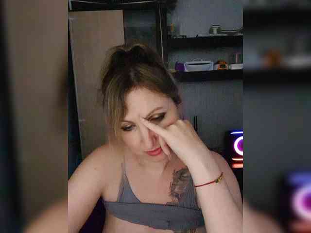 Nushka1939 Live Webcam on BongaCams