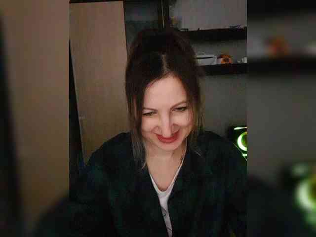 Nushka1984 webcam