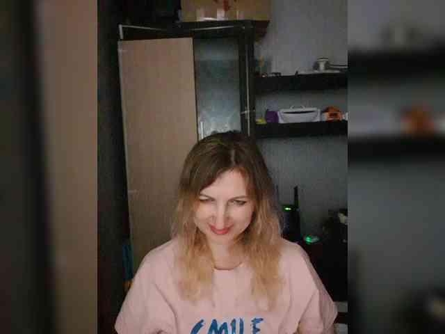 Nushka1984 webcam
