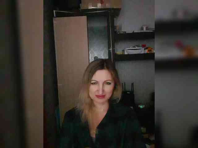 Nushka1984 webcam