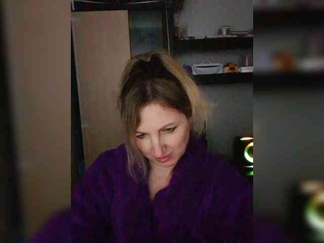Nushka1984 webcam