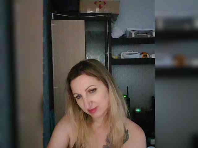 Nushka1939 Sex Cam Show