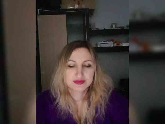 Nushka1984 webcam