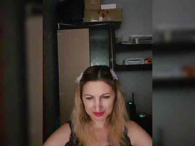 Nushka1984 webcam