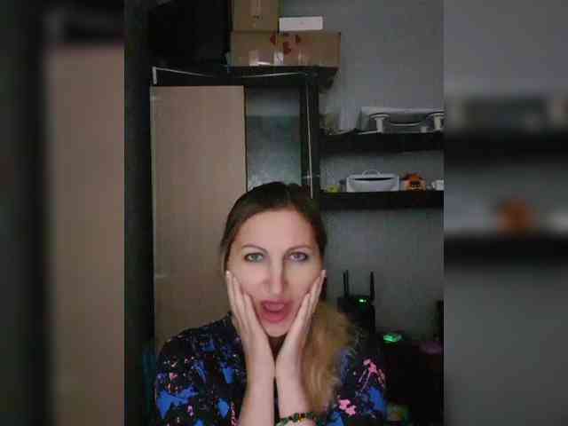 Nushka1984 webcam
