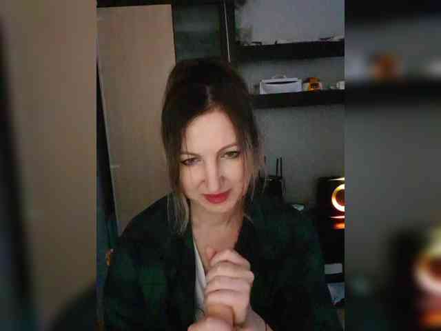 Nushka1984 webcam