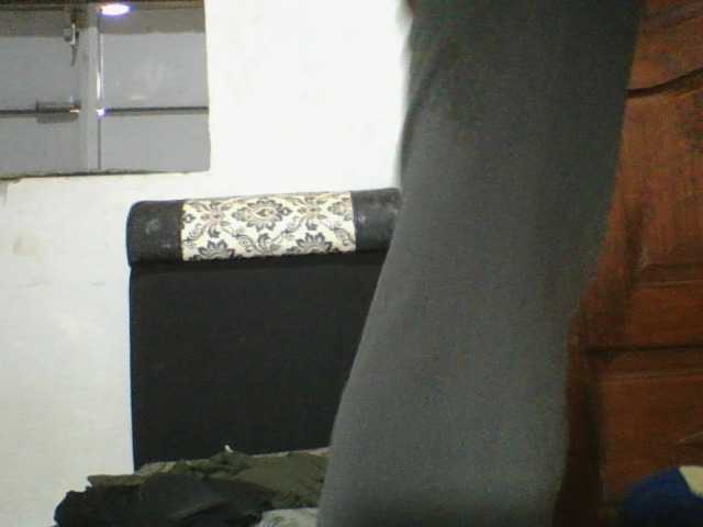 Miahbrune live cam preview