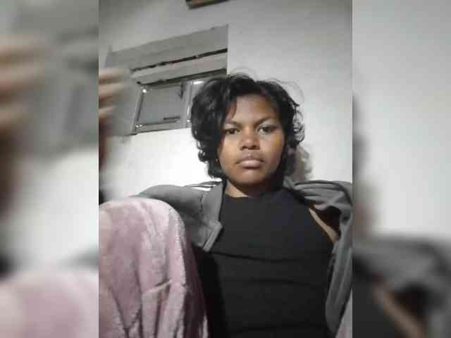 Miahbrune webcam