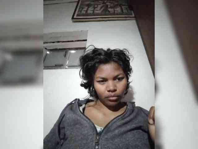 Miahbrune webcam