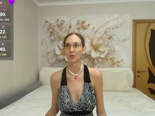 LizzieBrait live cam on BongaCams