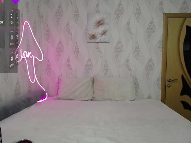 LizzieBrait live cam on BongaCams