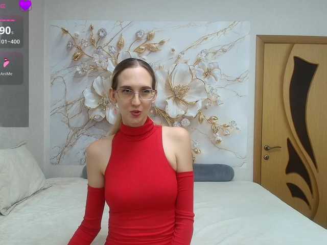 LizzieBrait live cam on BongaCams