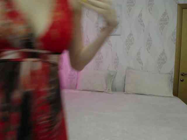 LizzieBrait webcam