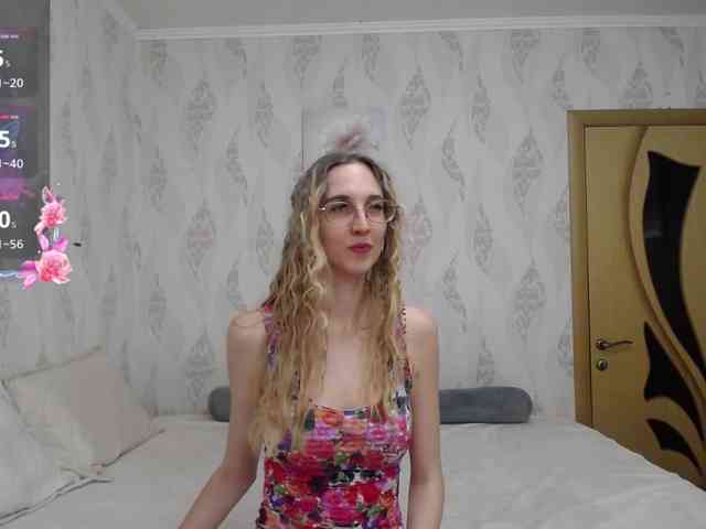 LizzieBrait webcam