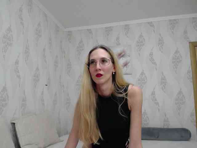 LizzieBrait webcam