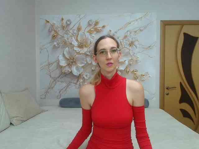 LizzieBrait webcam