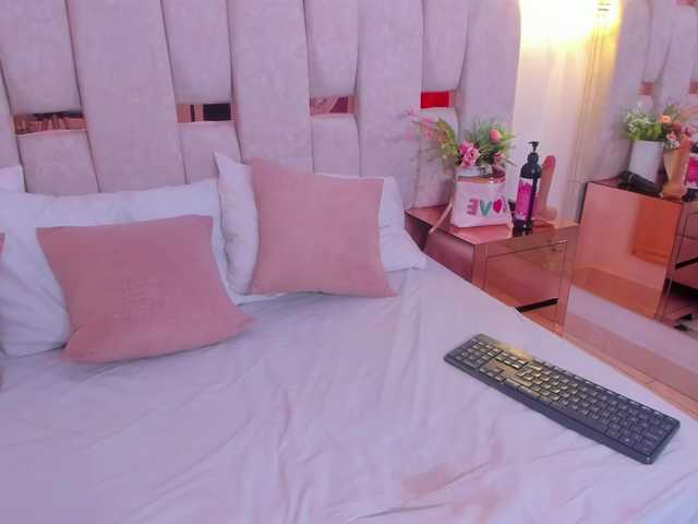 tamhyferrara live cam on BongaCams