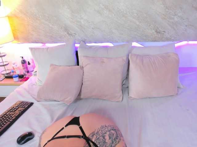 tamhyferrara live cam on BongaCams
