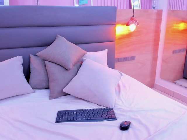 tamhyferrara live cam on BongaCams