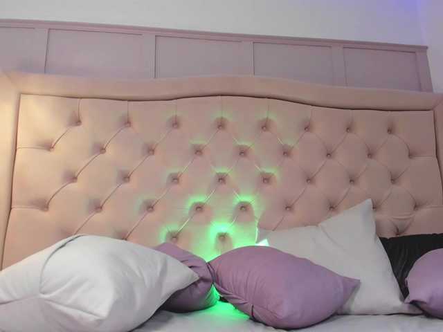 tamhyferrara live cam on BongaCams