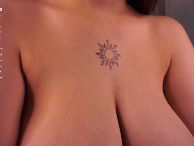 AnuricBriny live cam on BongaCams