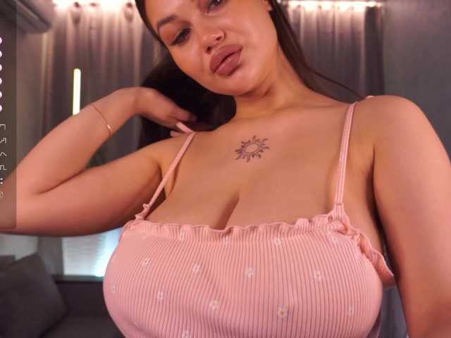 AnuricBriny live cam on BongaCams