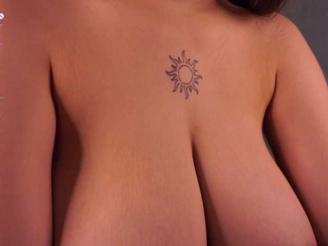 AnuricBriny live cam on BongaCams