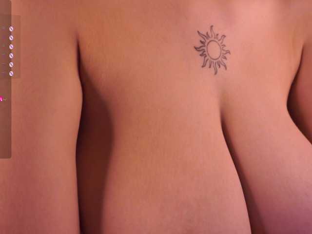 AnuricBriny live cam on BongaCams