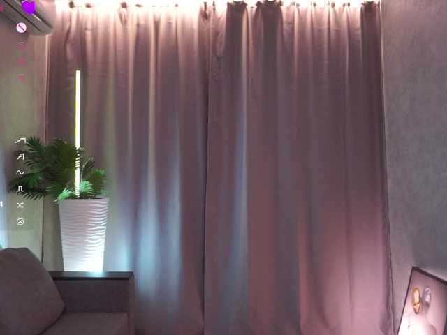 AnuricBriny live cam on BongaCams