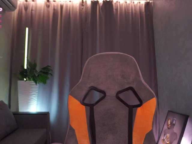 AnuricBriny live cam on BongaCams