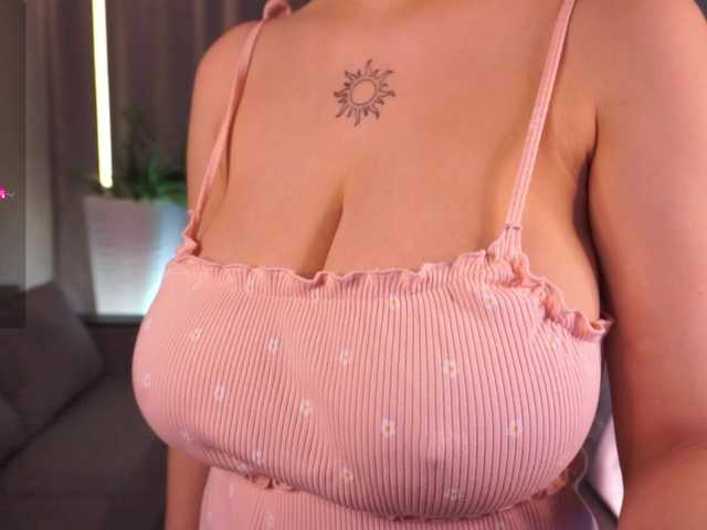 AnuricBriny live cam on BongaCams