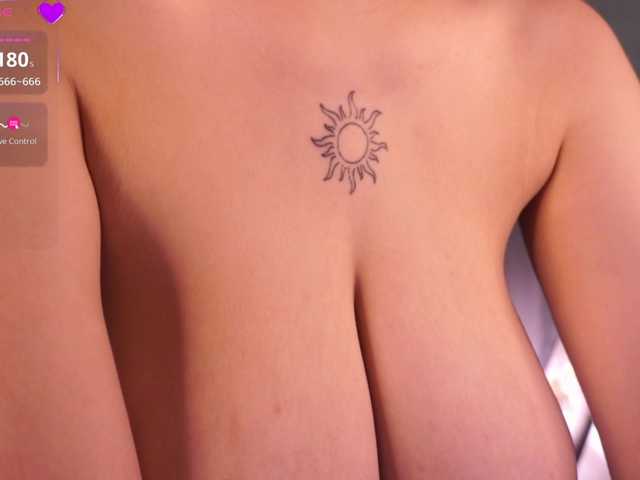 AnuricBriny live cam on BongaCams