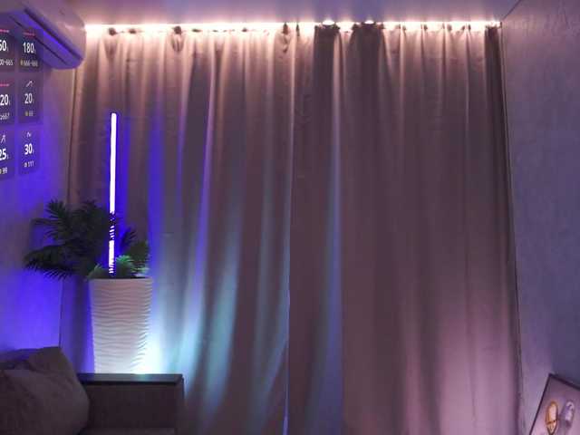 AnuricBriny live cam on BongaCams