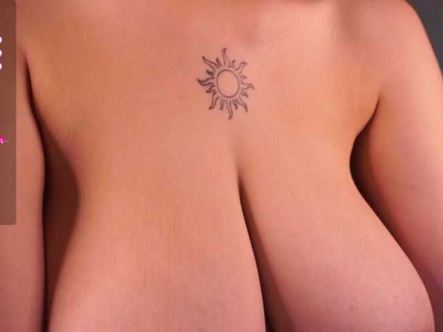 AnuricBriny live cam on BongaCams