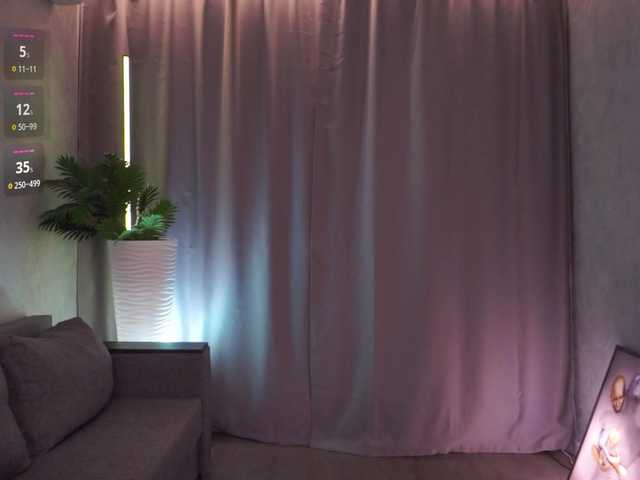 AnuricBriny live cam on BongaCams