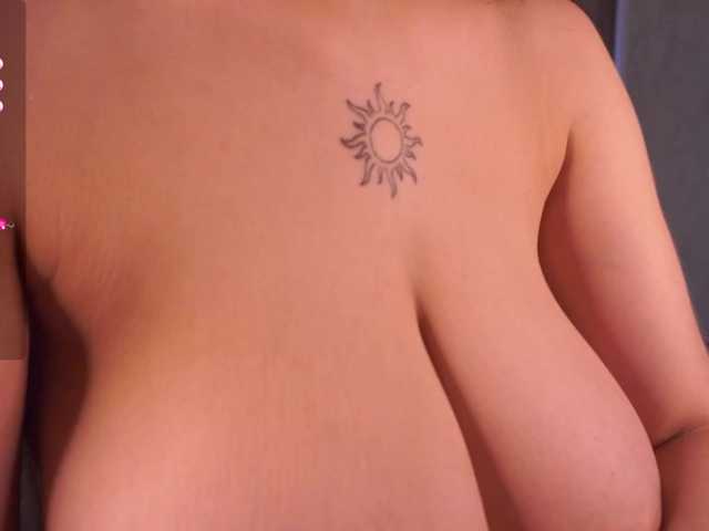 AnuricBriny live cam on BongaCams