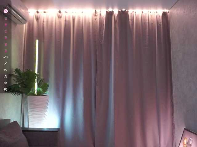 AnuricBriny live cam on BongaCams