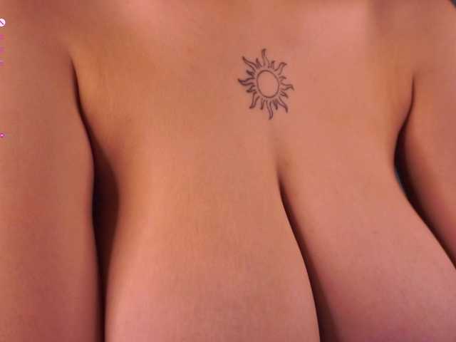 AnuricBriny live cam on BongaCams