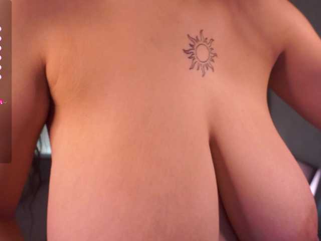AnuricBriny live cam on BongaCams