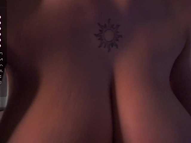 AnuricBriny live cam on BongaCams