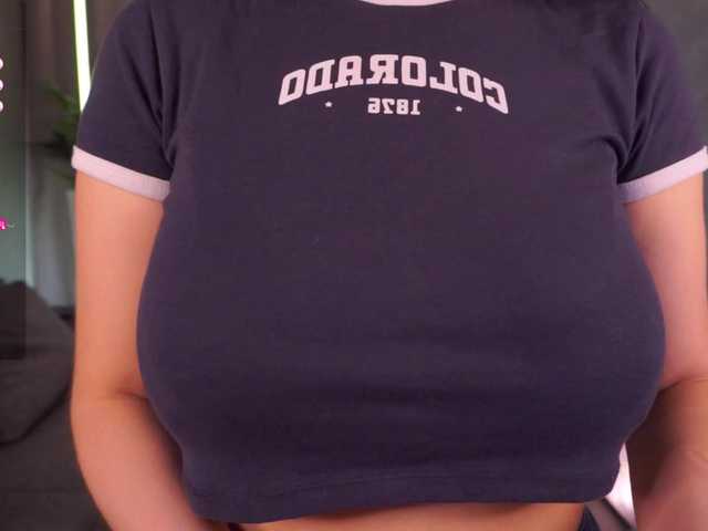 AnuricBriny live cam on BongaCams