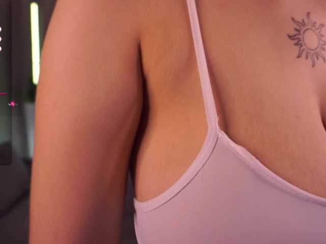 AnuricBriny live cam on BongaCams