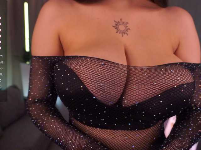 AnuricBriny live cam on BongaCams