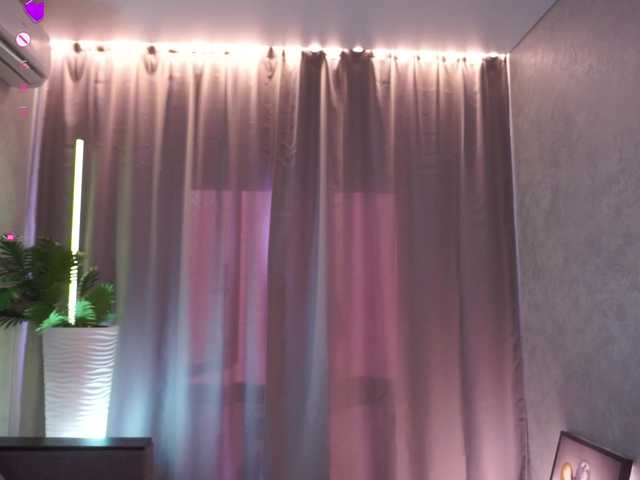 AnuricBriny live cam on BongaCams