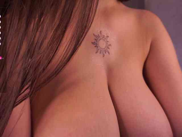 AnuricBriny Sex Cam Show