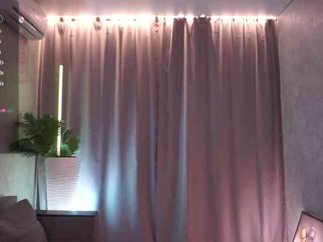 anuricbriny's live room