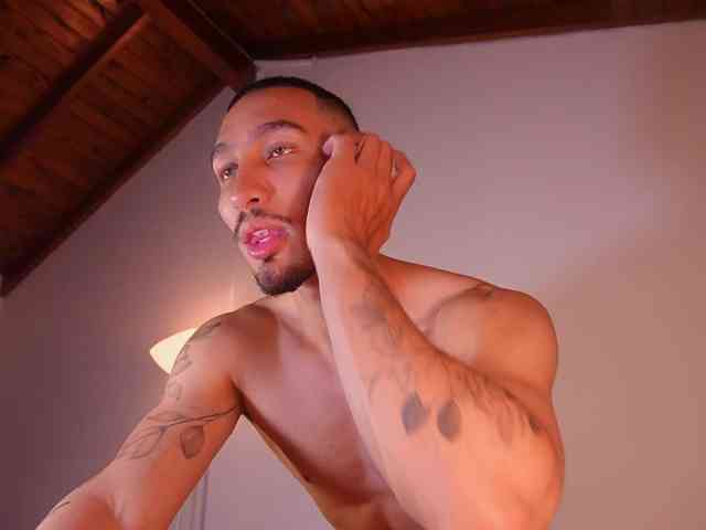 DavidCxx Sex Cam Show