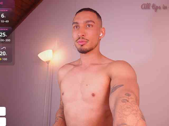 DavidCxx Sex Cam Show