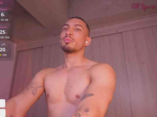 DavidCxx Live Webcam on BongaCams