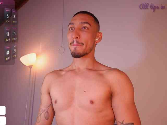 DavidCxx Sex Cam Show